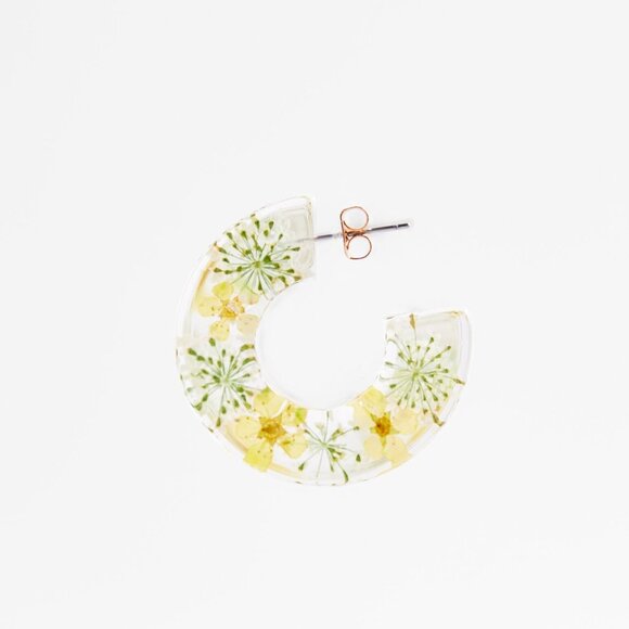Zara Dried Flower Resin Earrings Yellow - Picture 2 of 4